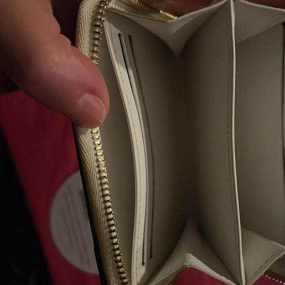 LOUIS VUITTON Patent Miroir Venice Zippy Card Wallet π€ - Picture 16 of 16